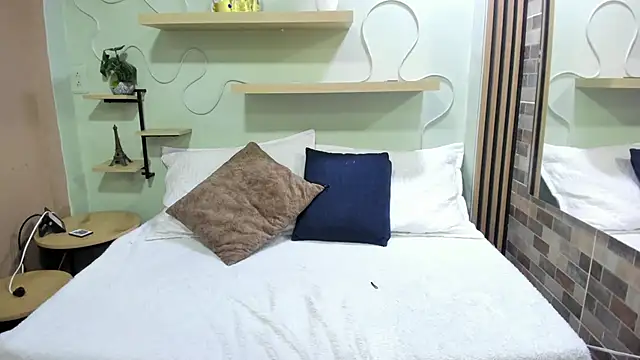 Sarah_Clars's cam snapshot