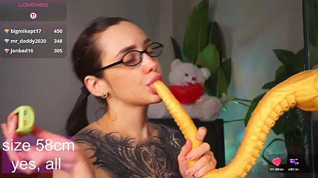 EvaCanton's cam snapshot