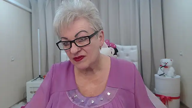 KayleSmoll's cam snapshot