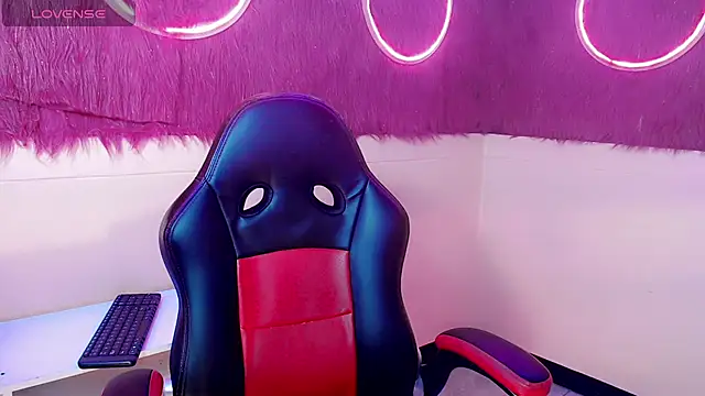 Karol_Vanessa__'s cam snapshot