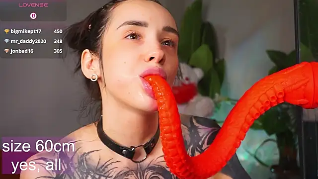 EvaCanton's cam snapshot