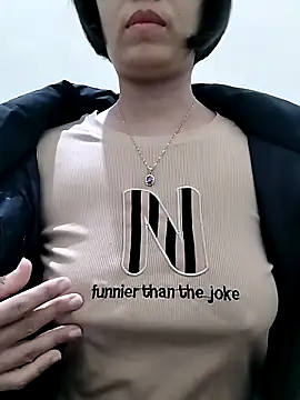 love_sexy090's cam snapshot