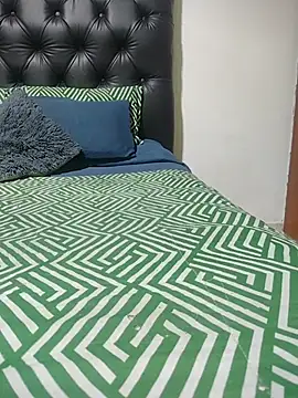 Juanstevan2724 live sex cam