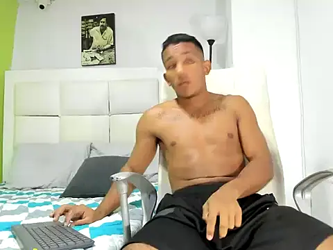 ricky_spensar23cm_'s cam snapshot