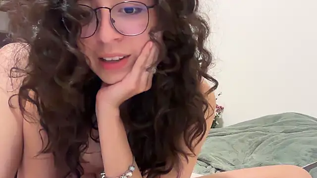 Alicatcua_ live sex cam