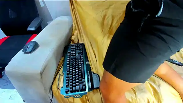 hugo_19cm live sex cam