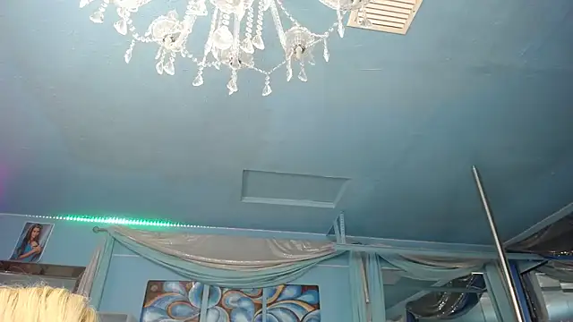 ADRIANNA_FOX live sex cam