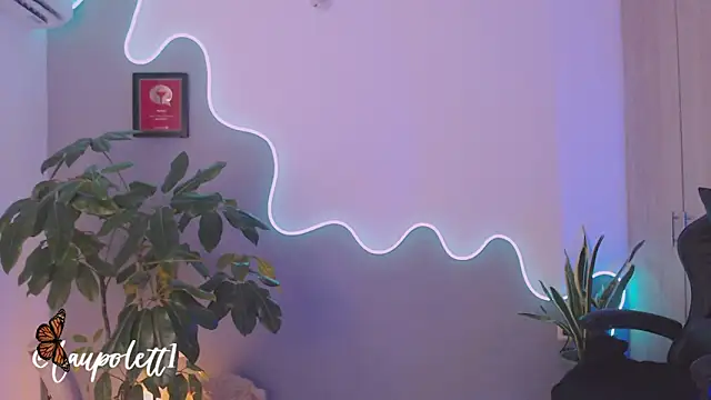 LauPolett live sex cam
