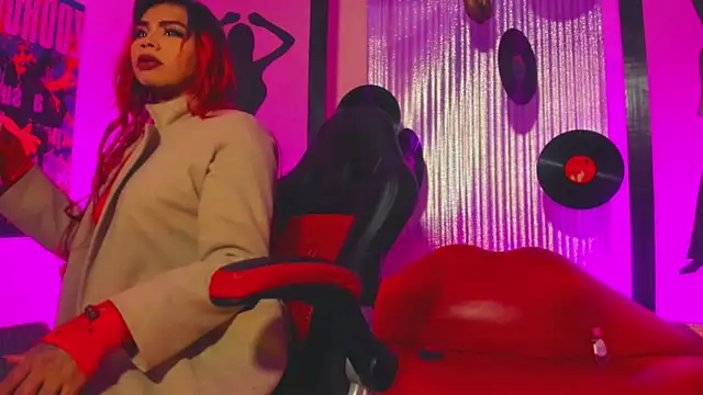 Adriana_Rodriguez_'s cam snapshot