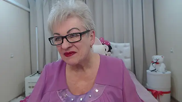 KayleSmoll's cam snapshot