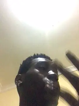 SmallGoodNutt's cam snapshot