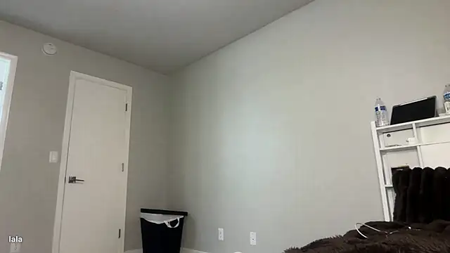 Lalaaxo's cam snapshot