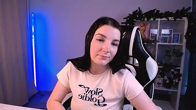 AliceChanel's cam snapshot