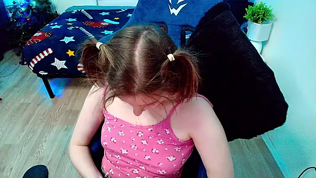 CranberryHot's cam snapshot