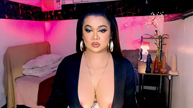 asiankatyhuge's cam snapshot