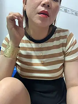 Baby-lovely69's cam snapshot