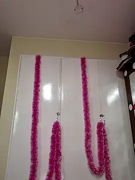 Sam_Sara's cam snapshot