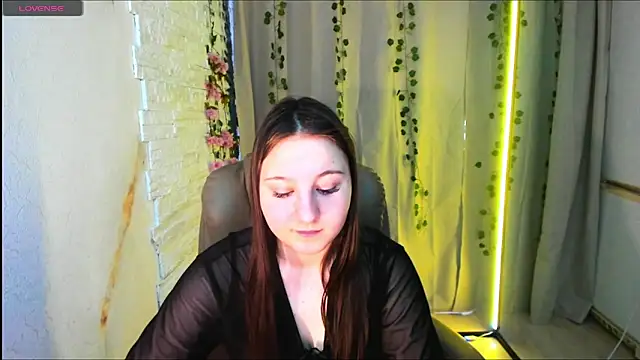 EvaxCharm's cam snapshot