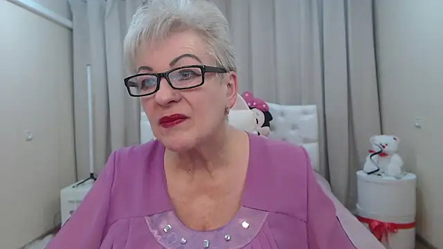 KayleSmoll's cam snapshot