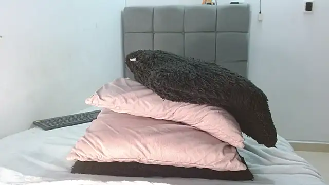 Miranda-brow's cam snapshot