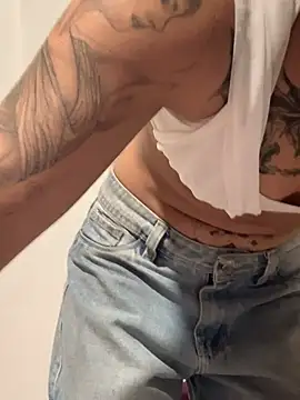 Dannii-'s cam snapshot