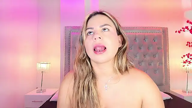 Lia_adamsss's cam snapshot