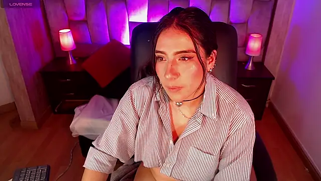 Bonnali_lune's cam snapshot