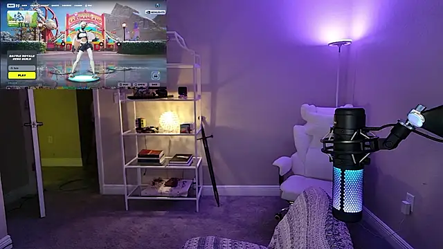 skimpysushi's cam snapshot