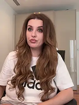 RoxxyDallas live sex cam