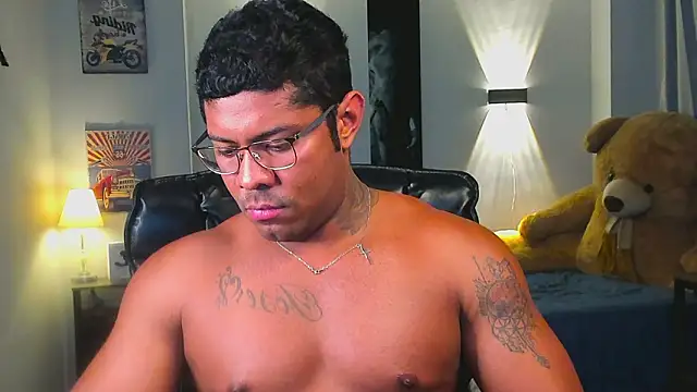 LEONHDZ live sex cam