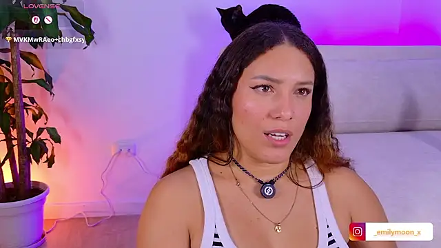 onlyemily_ live sex cam