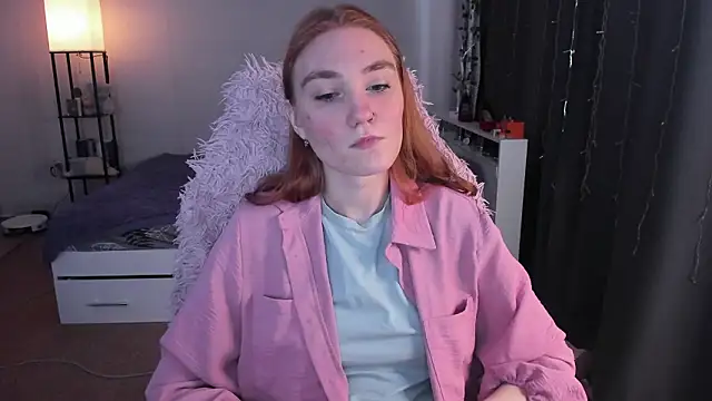 ReddHotPipper live sex cam