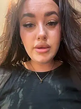 KiraSunshine's cam snapshot