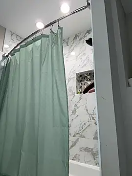 Cutiepiespanks's cam snapshot