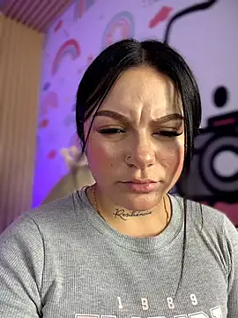 Megaan__More's cam snapshot