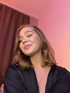 SilverHanna's cam snapshot