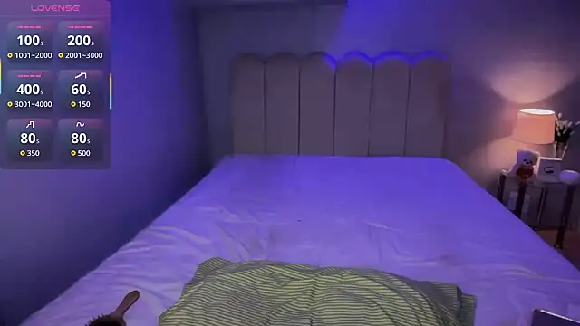 TheLegendary_MissShantal's cam snapshot