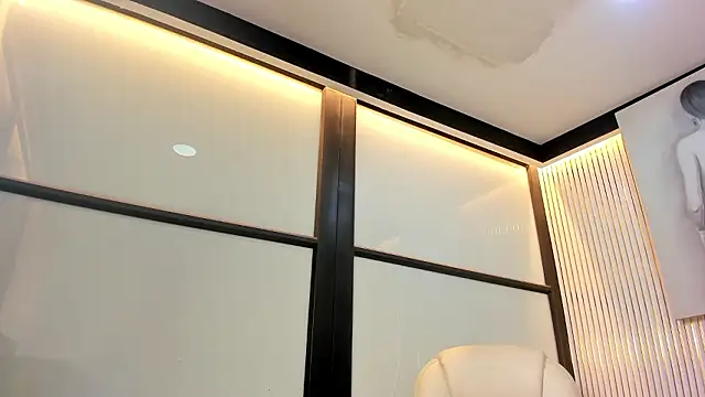 VenusColeman_'s cam snapshot