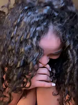 Curlyierr's cam snapshot