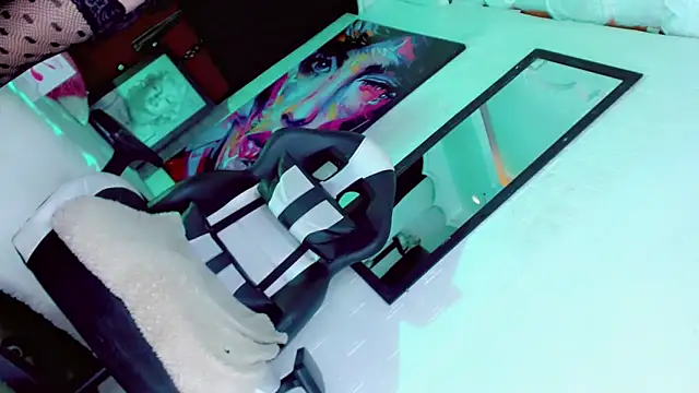 Yareth_Rouss_'s cam snapshot