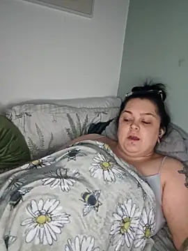 Saucy-Serenity's cam snapshot