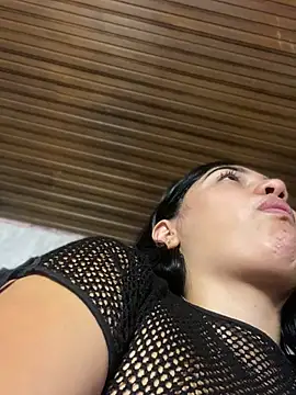 Georgia_Pink's cam snapshot