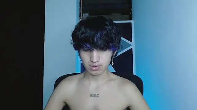 littlextreme live sex cam