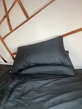 Celeste_Valencia_'s cam snapshot