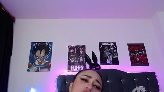 lunabritton1's cam snapshot