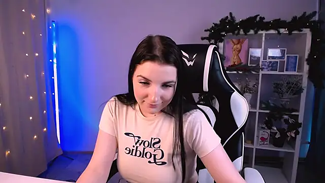 AliceChanel's cam snapshot