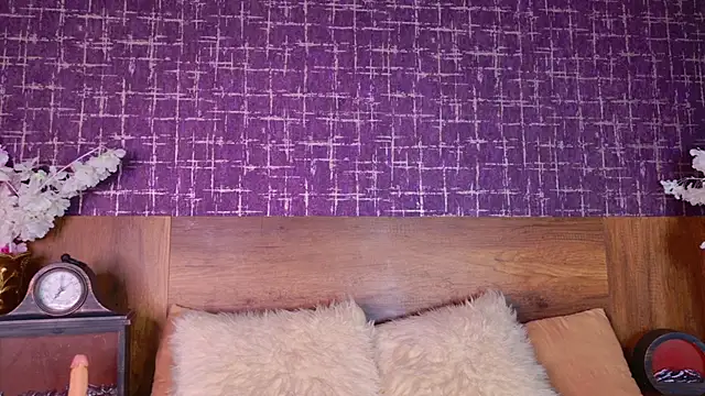 loana_vegas's cam snapshot