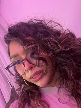 Samantha_Bernardo's cam snapshot