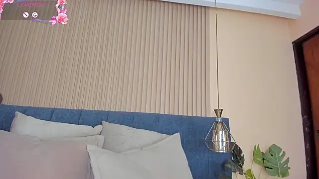 kathecute__'s cam snapshot