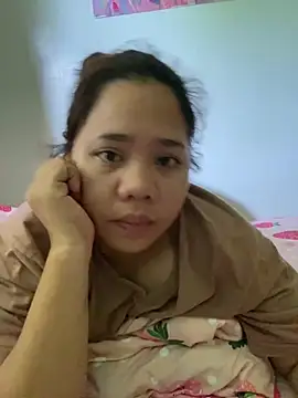 _BellaHotty_'s cam snapshot